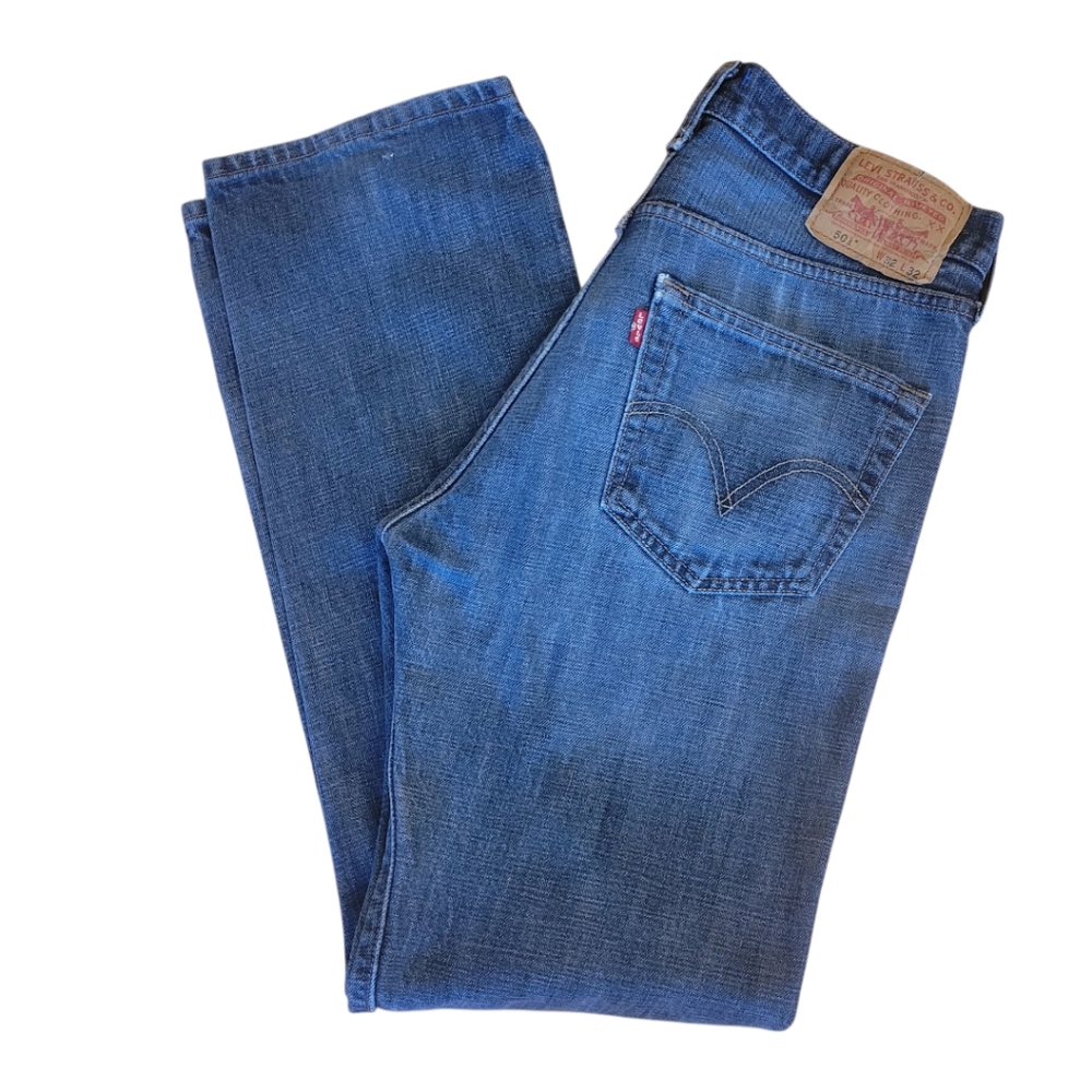 Levi's 501 Button Fly Blue Jeans - Picture 2 of 6